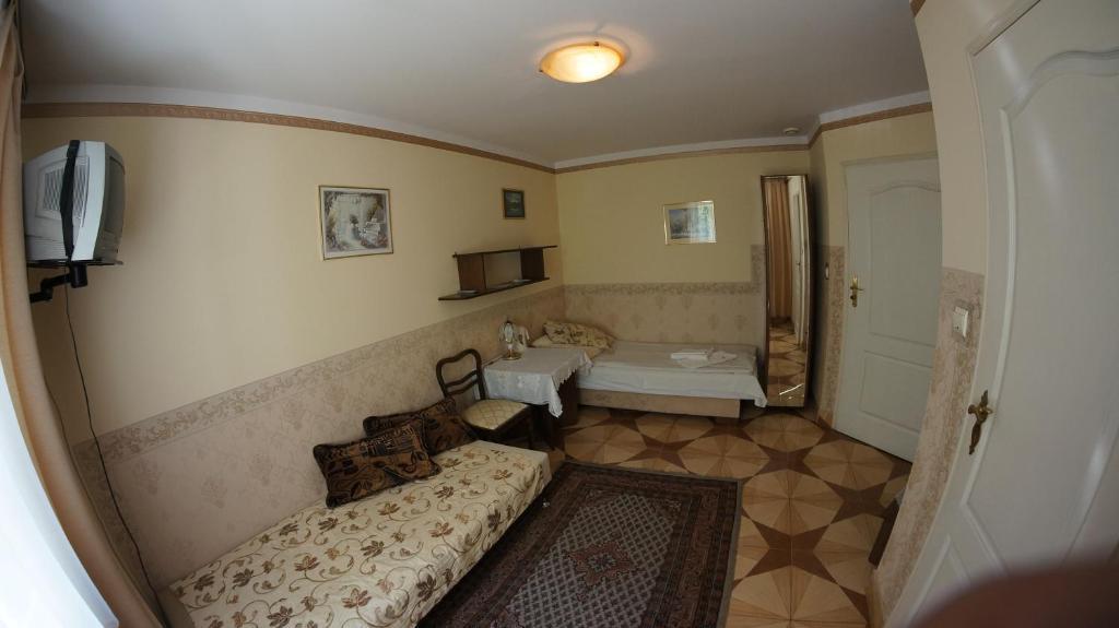 Florian Budget Rooms Краків Екстер'єр фото