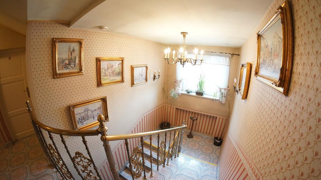 Florian Budget Rooms Краків Екстер'єр фото